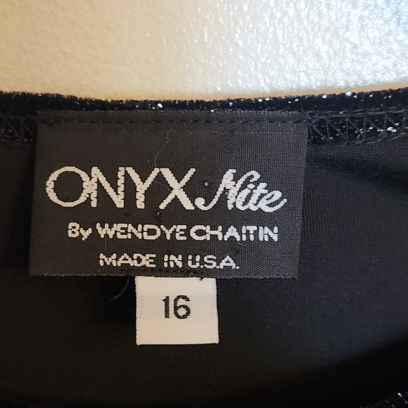 Onyx Nite Black Glitter Top - Picture 2 of 5
